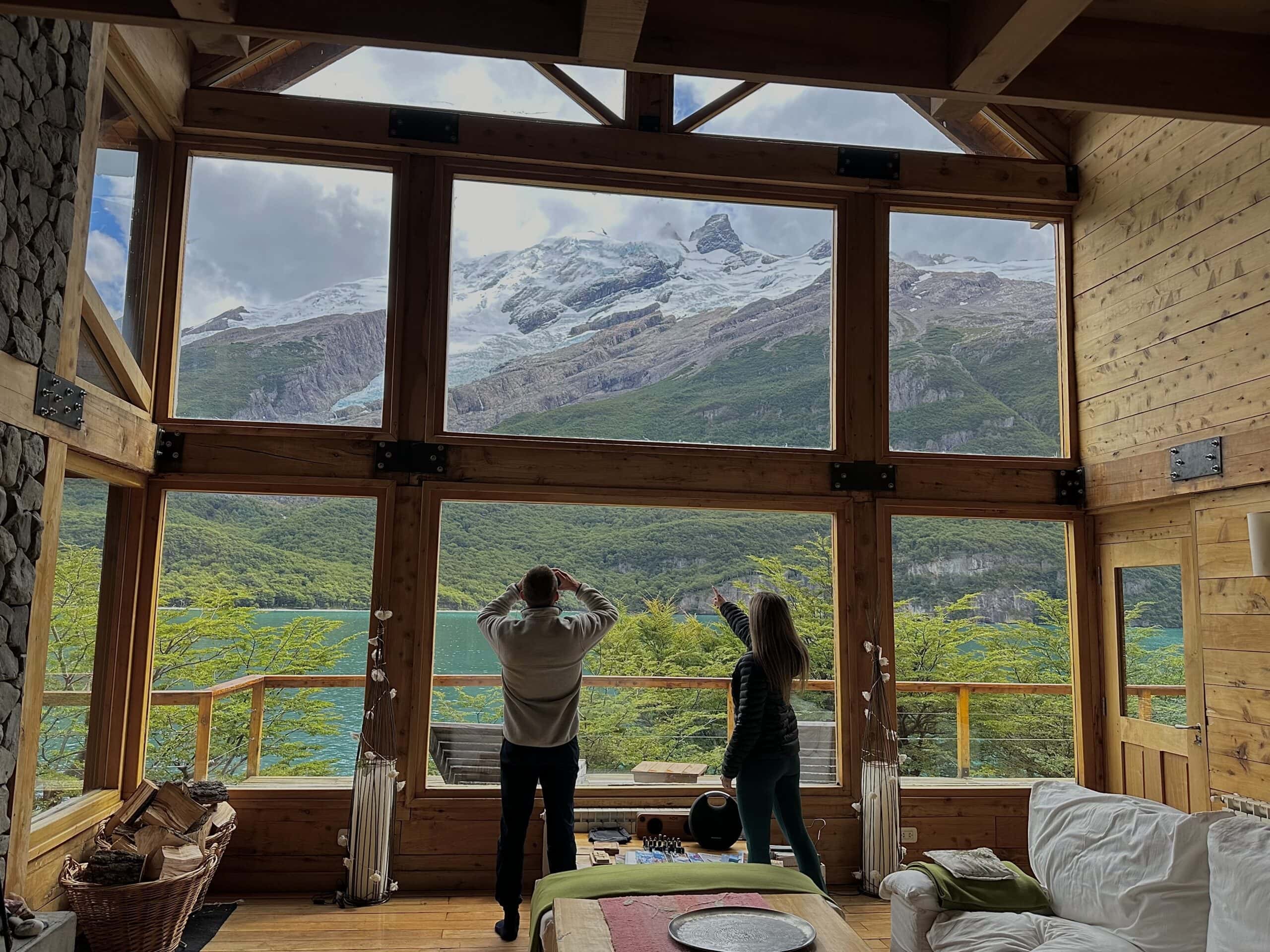 aguas arriba lodge argentian Patagonia