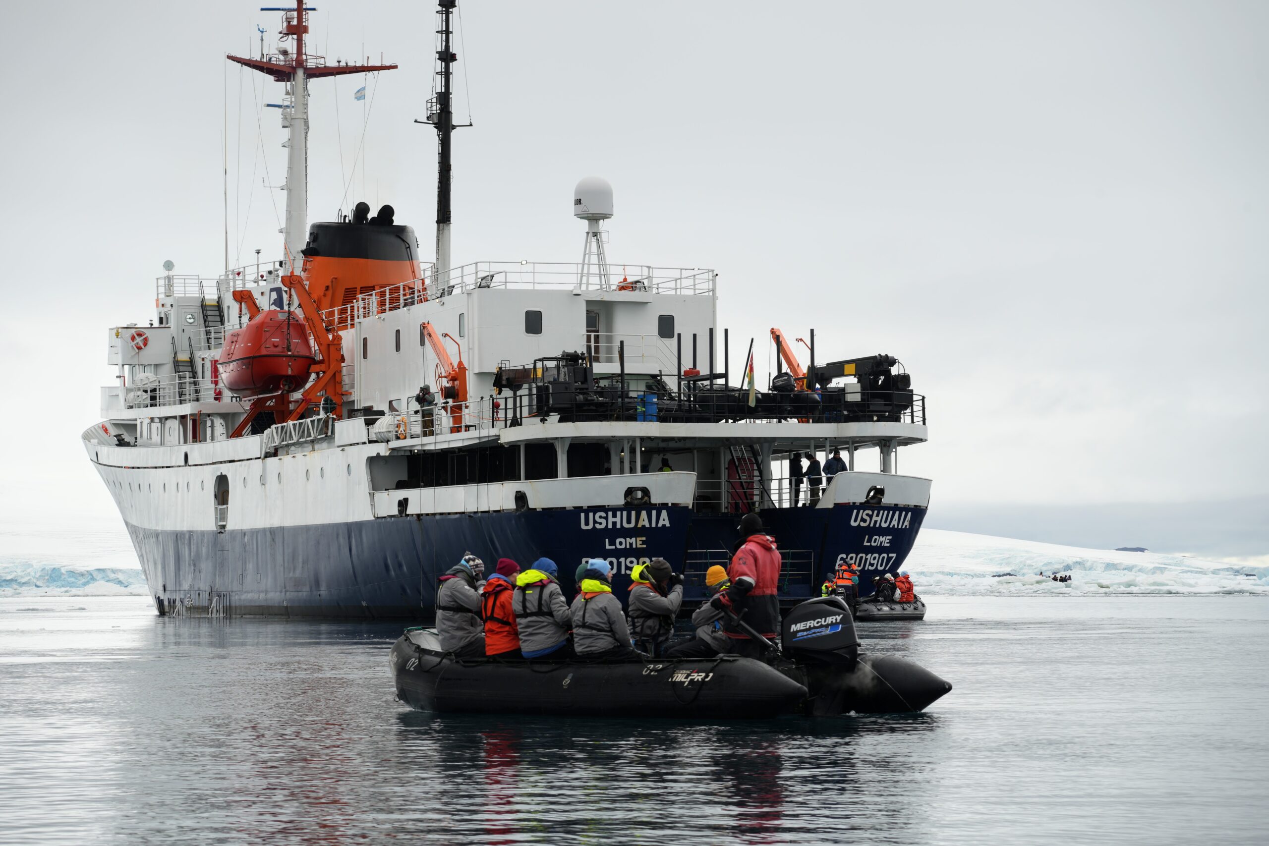 Cruising to Antarctica the 7th continent